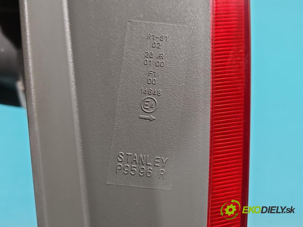 Honda Jazz III 2008-2014 1.2 16V 90 HP manual 66 kW 1198 cm3 5- svetlo / reflektor zadné pravé  (Kľučka dverí ostatné)