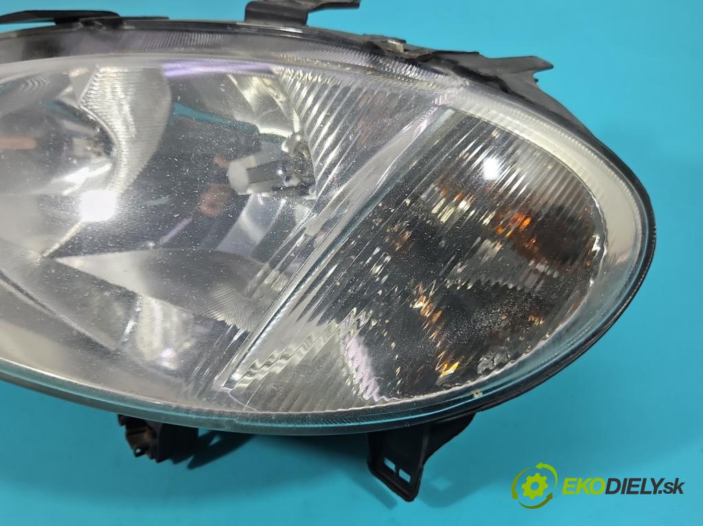 Renault Megane I 1995-2003 1.9 dci 102 hp manual 75 kW 1870 cm3 5- světlo levý 7700427874D (Klika dveří ostatní)
