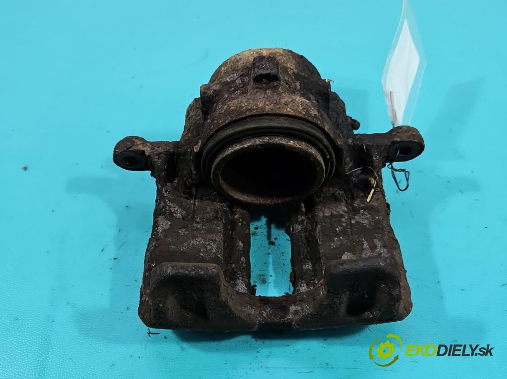 Fs lublin Lublin 2.4d 69KM manual 51 kW 2417 cm3 5- brzdič predné ľavý (Kľučka dverí ostatné)