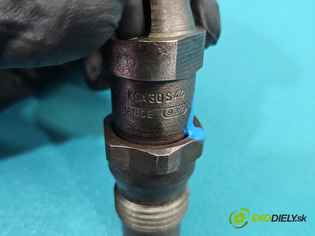 Vw Transporter T4 1990-2003 2.4d 77 HP manual 57 kW 2370 cm3 5- vstrek KCA30S44 (Vstrekovač paliva)