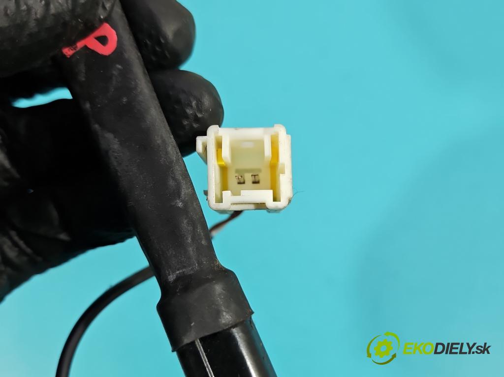 Peugeot 5008 I 2009-2017 1.6 THP 156 HP manual 115 kW 1598 cm3 5- pas bezpečnosť: predné ľavý 34071115F