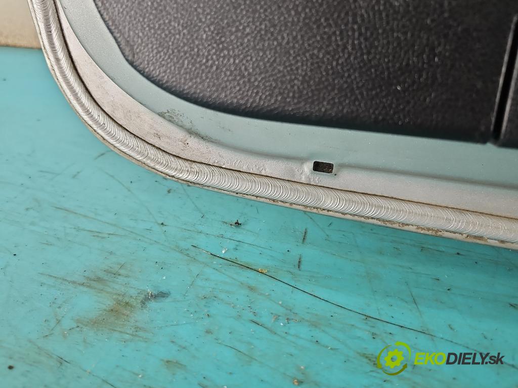 Mercedes A W169 2004-2012 2.0 CDI 82 hp manual 60 kW 1991 cm3 5- zadní kufrové dveře  (Zadní kapota (kufr))