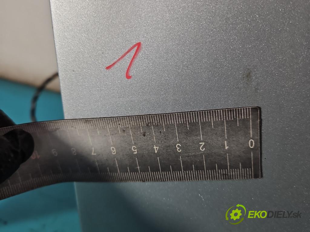 Mercedes A W169 2004-2012 2.0 CDI 82 hp manual 60 kW 1991 cm3 5- zadní kufrové dveře  (Zadní kapota (kufr))