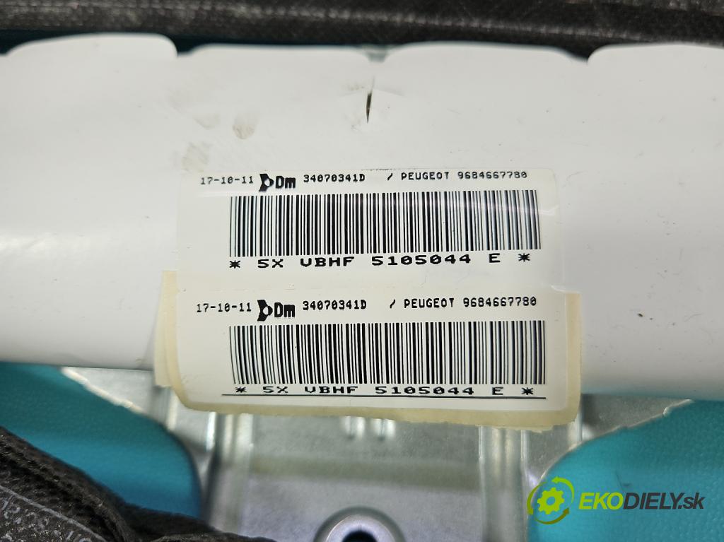 Peugeot 5008 I 2009-2017 1.6 THP 156 HP manual 115 kW 1598 cm3 5- clona pravé 9684667780