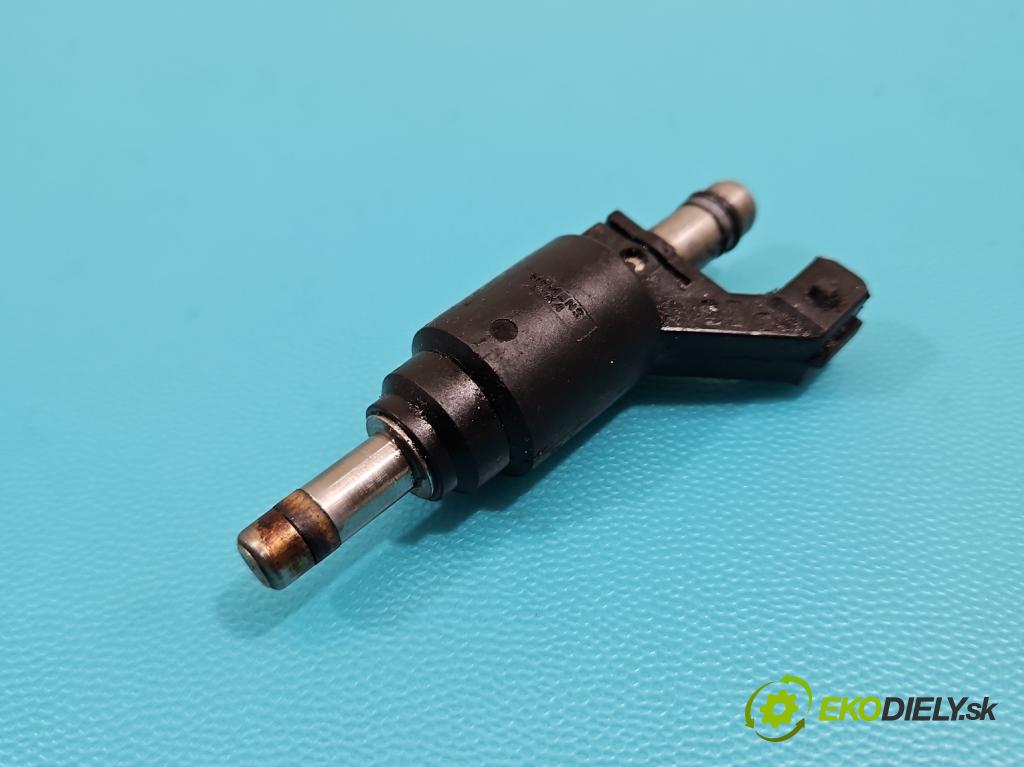 Opel Vectra C 2002-2008 2.2 16V 155 HP manual 114 kW 2198 cm3 5- vstrek 24404012 (Vstrekovač paliva)