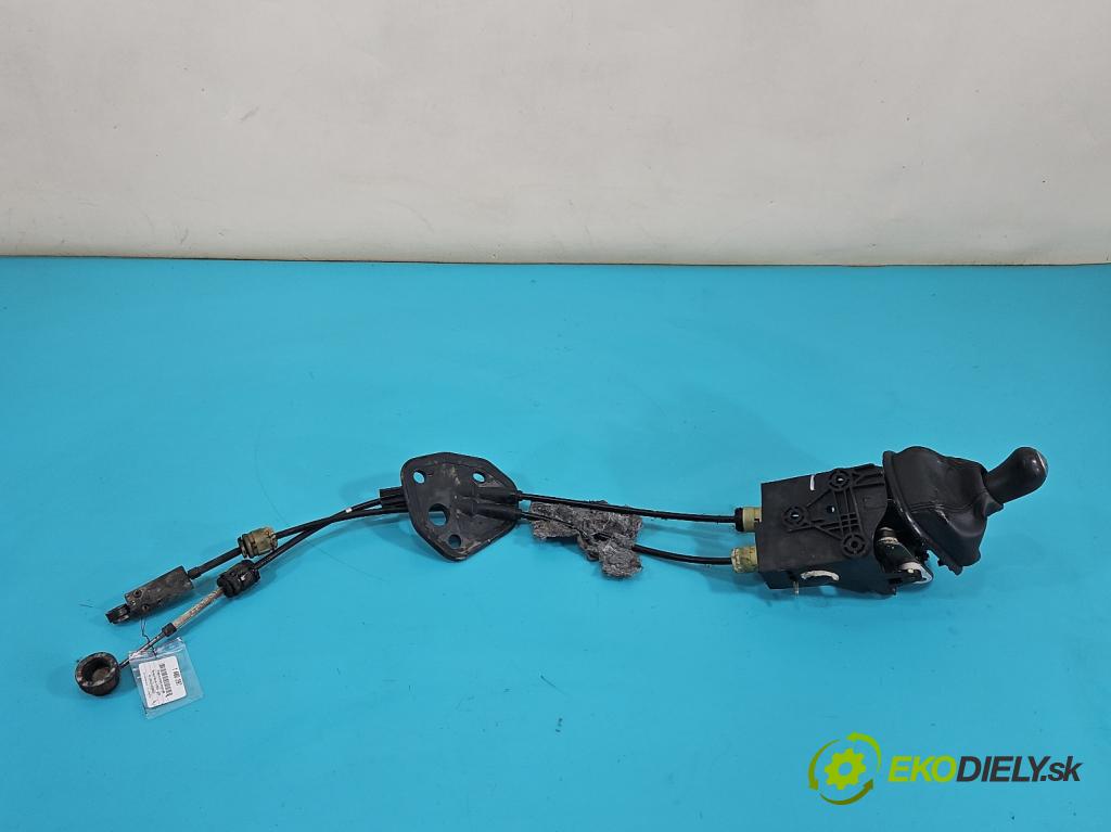 Renault Scenic II 2003-2009 1.6 16V 113 HP manual 83 kW 1598 cm3 5- Páka: Změny: stupeň,rýchlosť 8200327403 (Rýchlostná páka (kulisa))