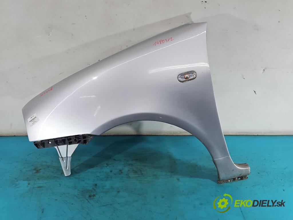 Seat Arosa 1.0 mpi 50KM manual 37 kW 999 cm3 3- blatnik přední levý  (Levý přední blatník)