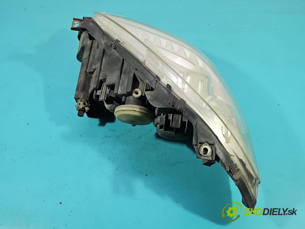 Mercedes A W169 2004-2012 2.0 CDI 82 HP manual 60 kW 1991 cm3 5- Reflektor: pravý A1698205861 (Svetlo predné pravé)