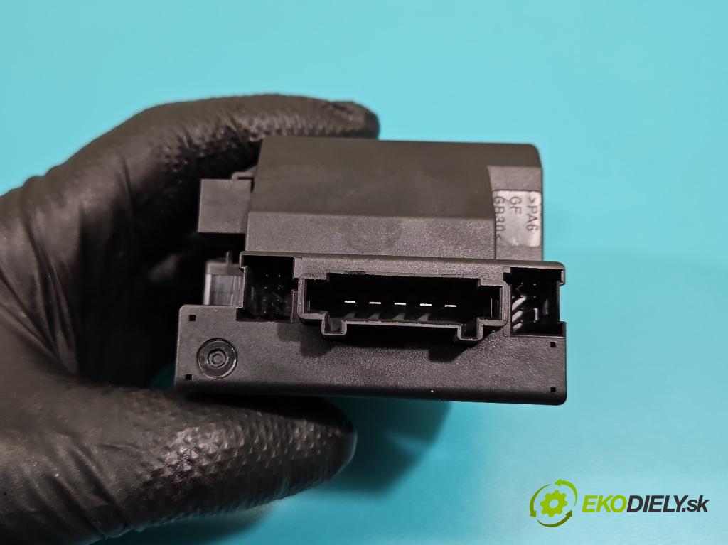 Mercedes A W169 2004-2012 2.0 CDI 82 HP manual 60 kW 1991 cm3 5- Spínačka 1695452308 (Spínacia skrinka)