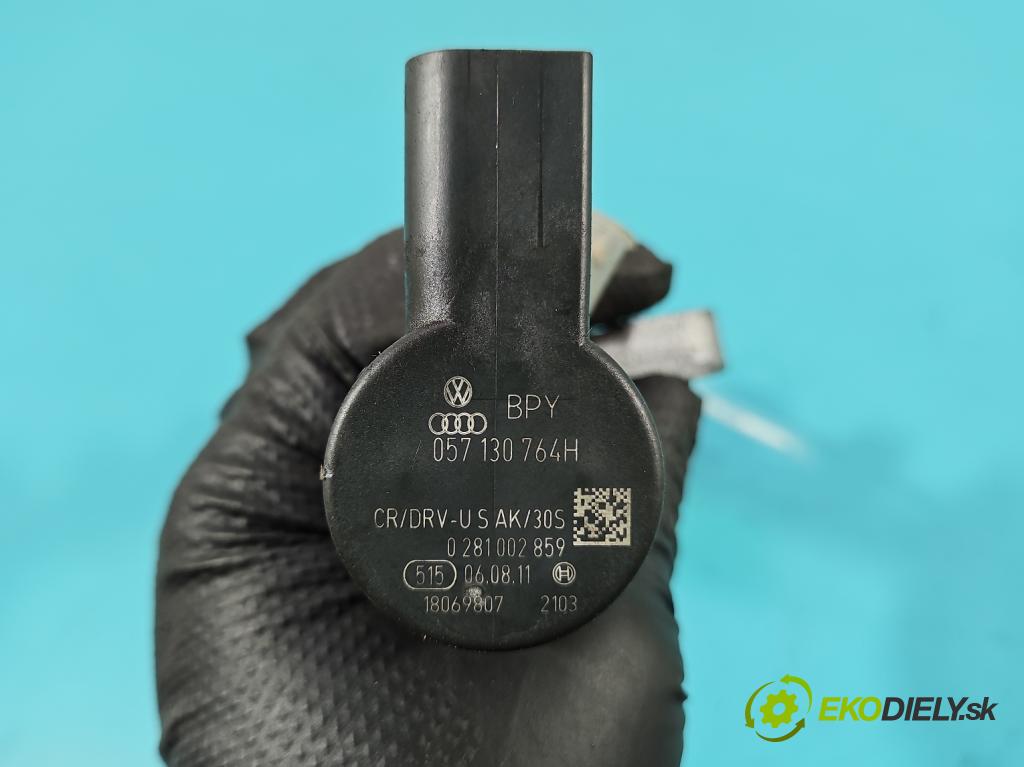 Skoda Superb II 2008-2015 2.0 tdi 140 HP manual 103 kW 1968 cm3 5- lišta vstrekovacia 03L130089P (Vstrekovacia lišta)