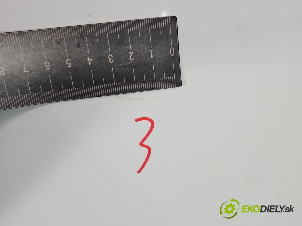 Honda Jazz III 2008-2014 1.2 16V 90 hp manual 66 kW 1198 cm3 5- dveře přední pravé  (Klika dveří ostatní)