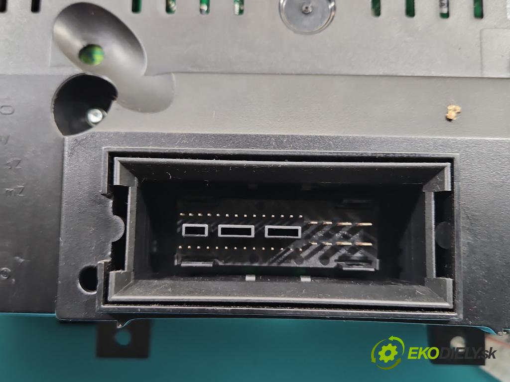 Vw Tiguan I 2007-2016 2.0 tdi 140 HP automatic 103 kW 1968 cm3 5- prístrojovka/ budíky 110080360/008 (Prístrojová doska)