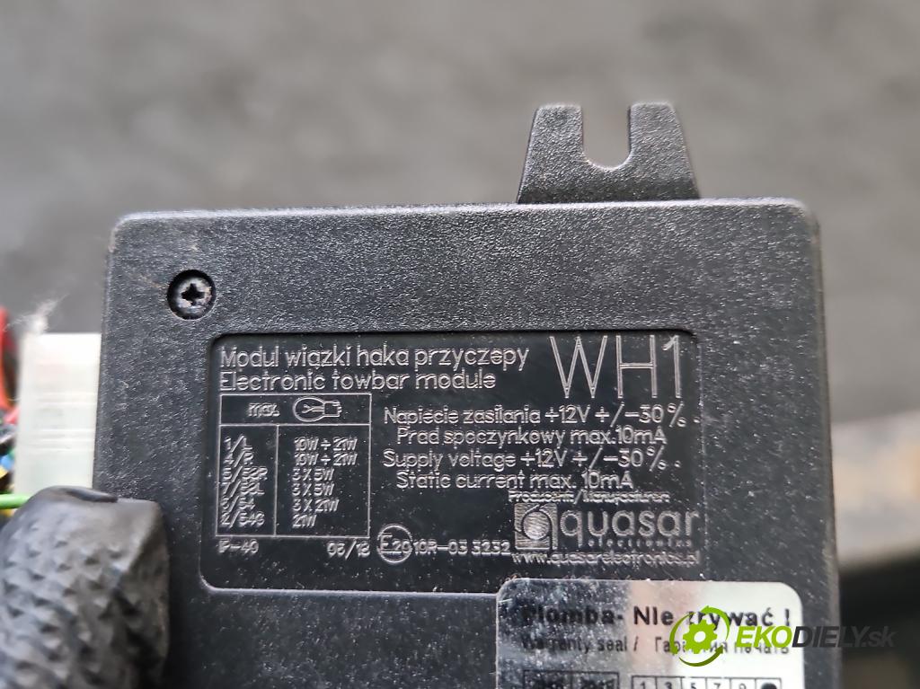 Skoda Octavia III 2013- 1.6 tdi 90 hp manual 66 kW 1598 cm3 5- oko tažné  (Tažné zařízení)