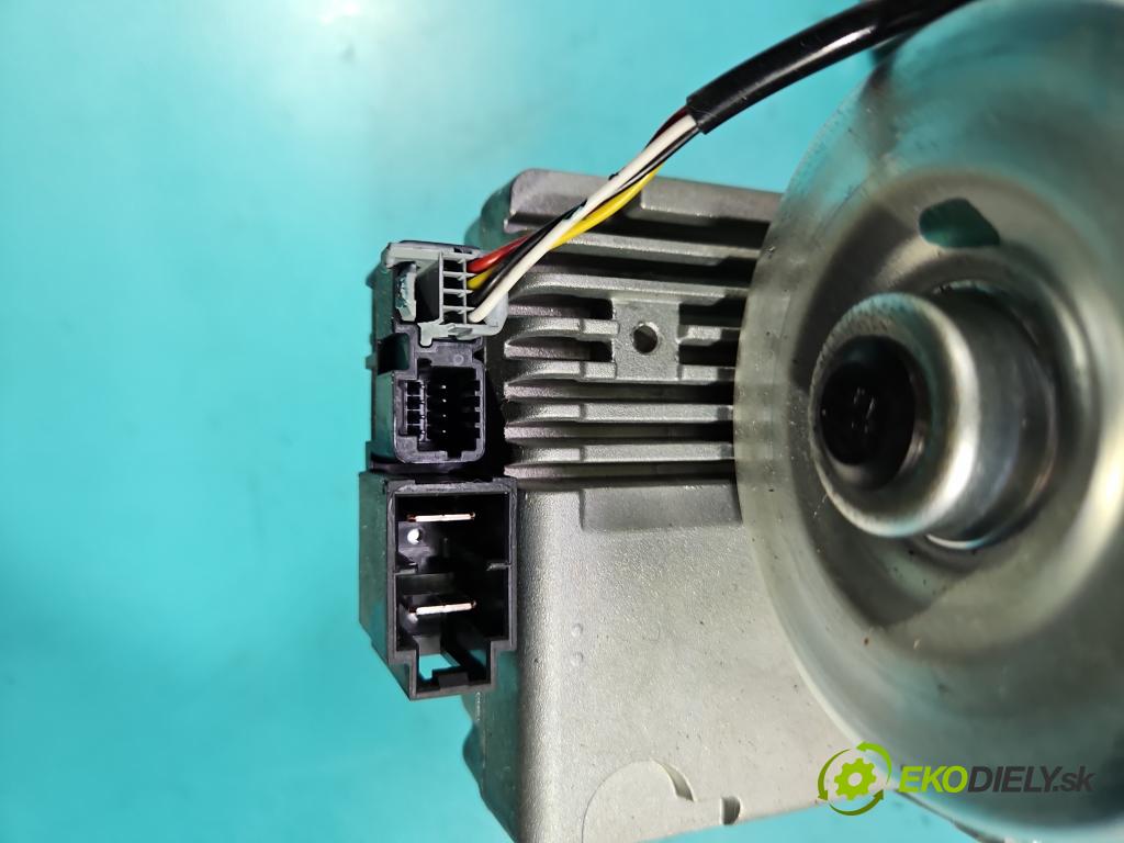 Renault Captur I 2013-2019 0.9 Tce 90 HP manual 66 kW 898 cm3 5- čerpadlo posilovač 6700003800C (Servočerpadlo)