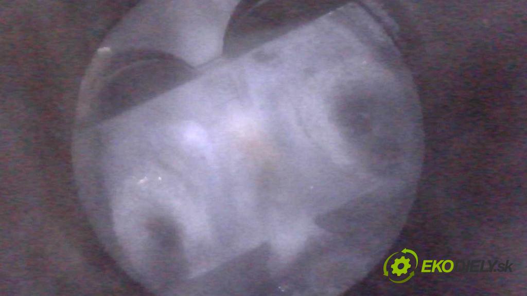 Skoda Rapid 2012-2019 1.0 TSI 95 HP manual 70 kW 999 cm3 5- motor benzín: CHZ