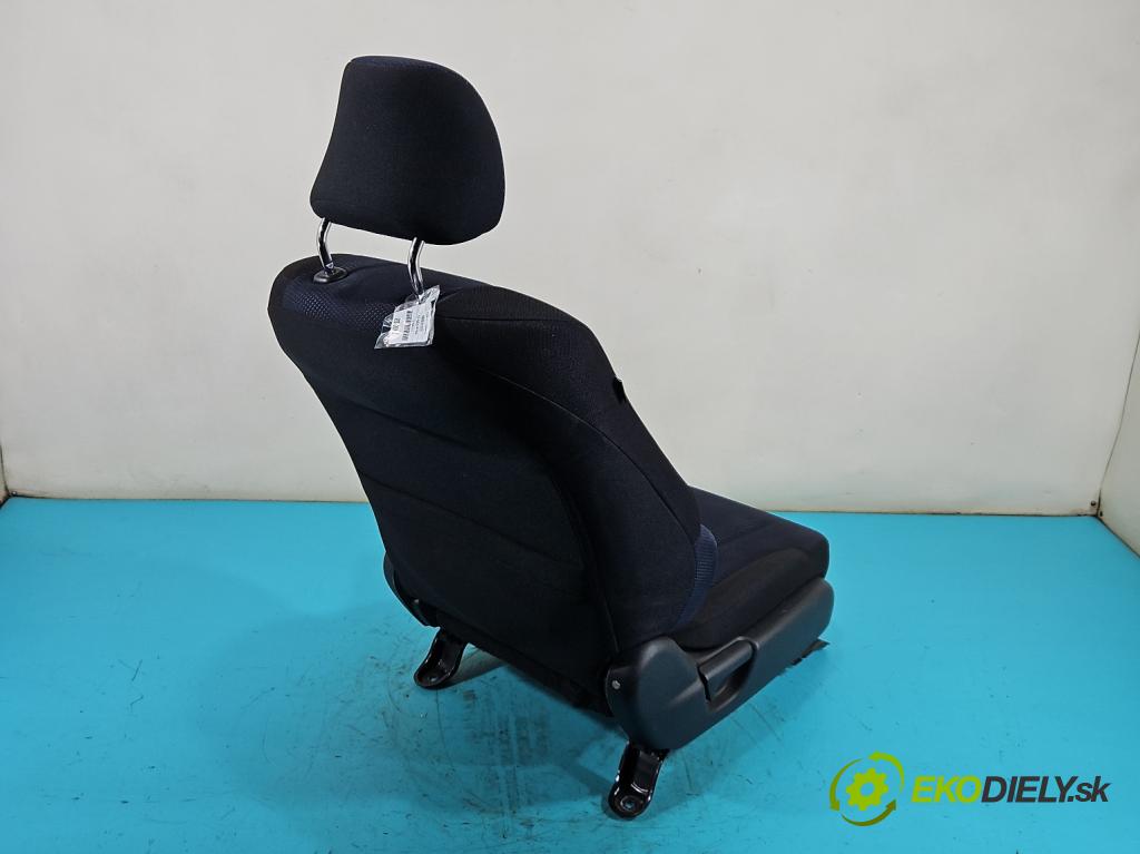 Honda Jazz III 2008-2014 1.2 16V 90 HP manual 66 kW 1198 cm3 5- Sedačka pravý (Sedadlo)