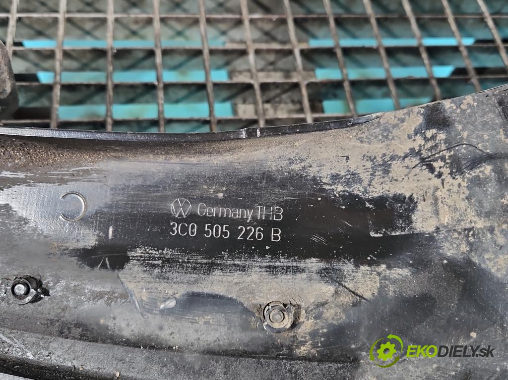 Audi Q3 2011-2018 2.0 tdi 177 HP automatic 130 kW 1968 cm3 5- Rozbočovač: kolesa zadné pravé 3C0505226B