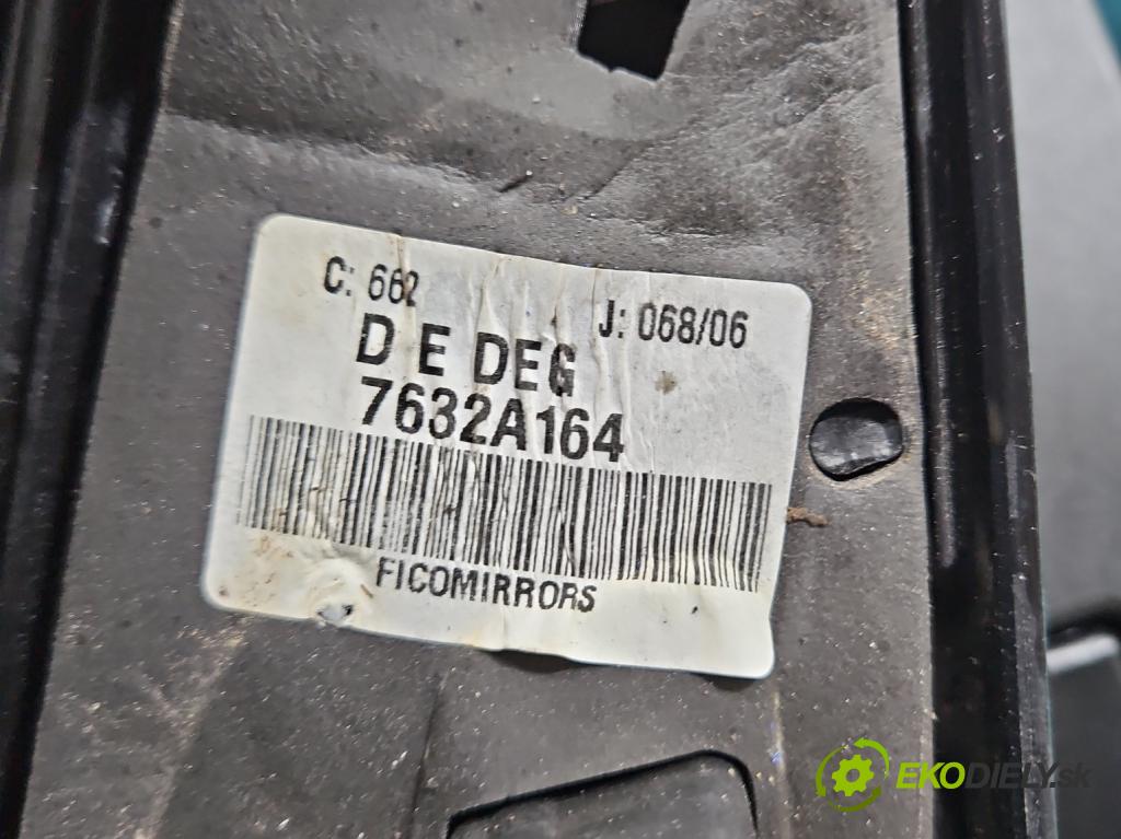 Mitsubishi Colt Z30 VI 2004-2012 1.3 16V 95 hp manual 70 kW 1332 cm3 5- zpětné zrcátko pravé  (Klika dveří ostatní)