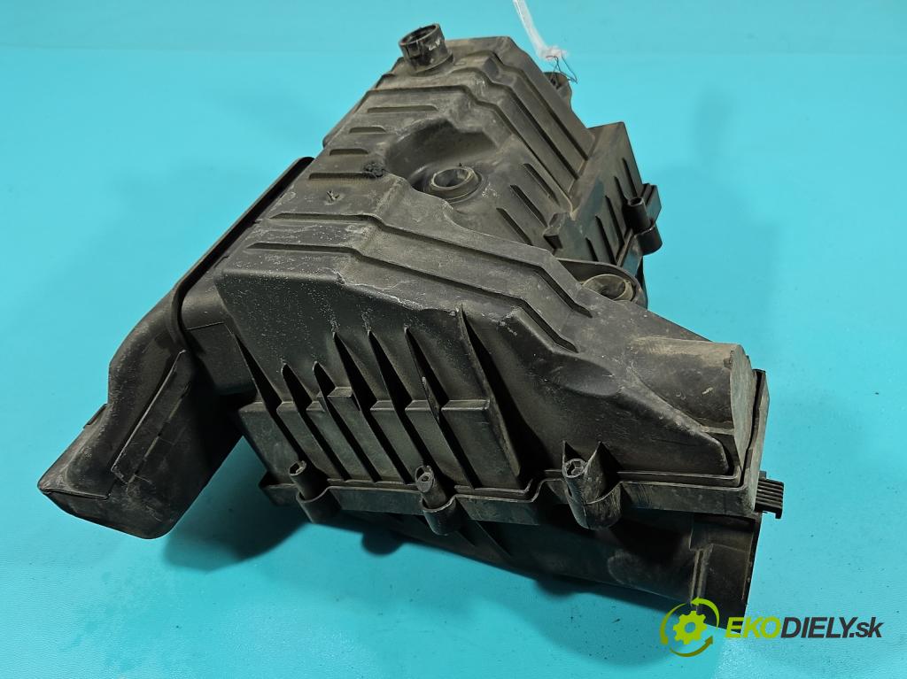 Skoda Octavia III 2013- 1.6 tdi 90 HP manual 66 kW 1598 cm3 5- obal filtra vzduchu 5Q0129601AA (Obal vzduchového filtra)