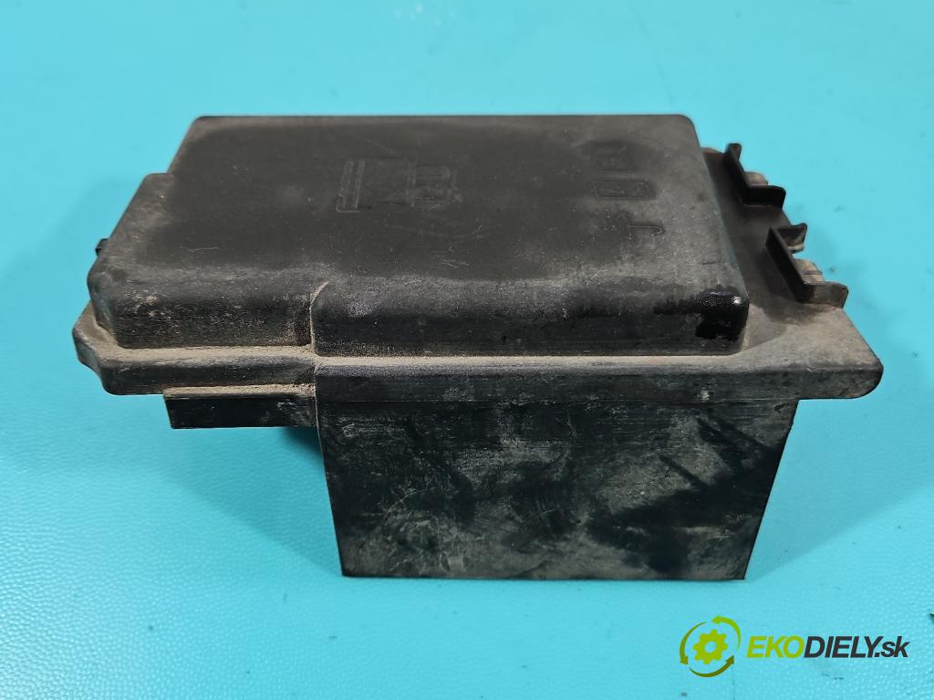 Skoda Rapid 2012-2019 1.0 TSI 95 hp manual 70 kW 999 cm3 5- skříňka pojistková 6C0907361F (Pojistkové skříňky)