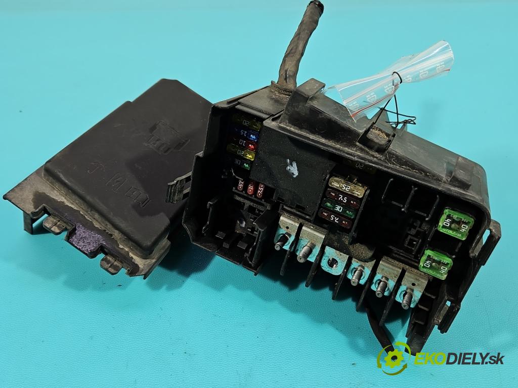 Skoda Rapid 2012-2019 1.0 TSI 95 hp manual 70 kW 999 cm3 5- skříňka pojistková 6C0907361F (Pojistkové skříňky)