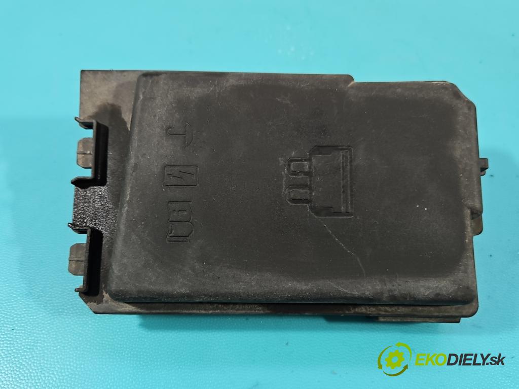 Skoda Rapid 2012-2019 1.0 TSI 95 hp manual 70 kW 999 cm3 5- skříňka pojistková 6C0907361F (Pojistkové skříňky)