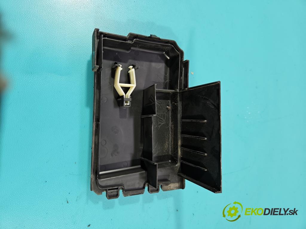 Skoda Rapid 2012-2019 1.0 TSI 95 hp manual 70 kW 999 cm3 5- skříňka pojistková 6C0907361F (Pojistkové skříňky)