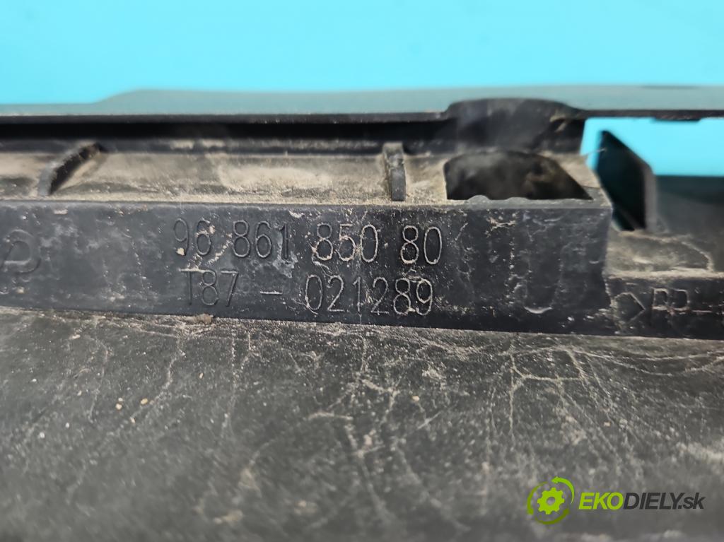 Peugeot 5008 I 2009-2017 1.6 THP 156 hp manual 115 kW 1598 cm3 5- stěna přední 9686185080 (Přední výztuha)