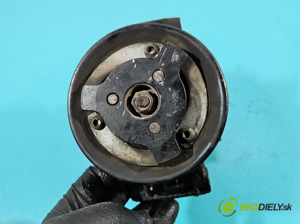 Skoda Octavia III 2013- 1.6 tdi 90 HP manual 66 kW 1598 cm3 5- Kompresor: klimatizácie 5Q0820803C (Kompresor klimatizácie)