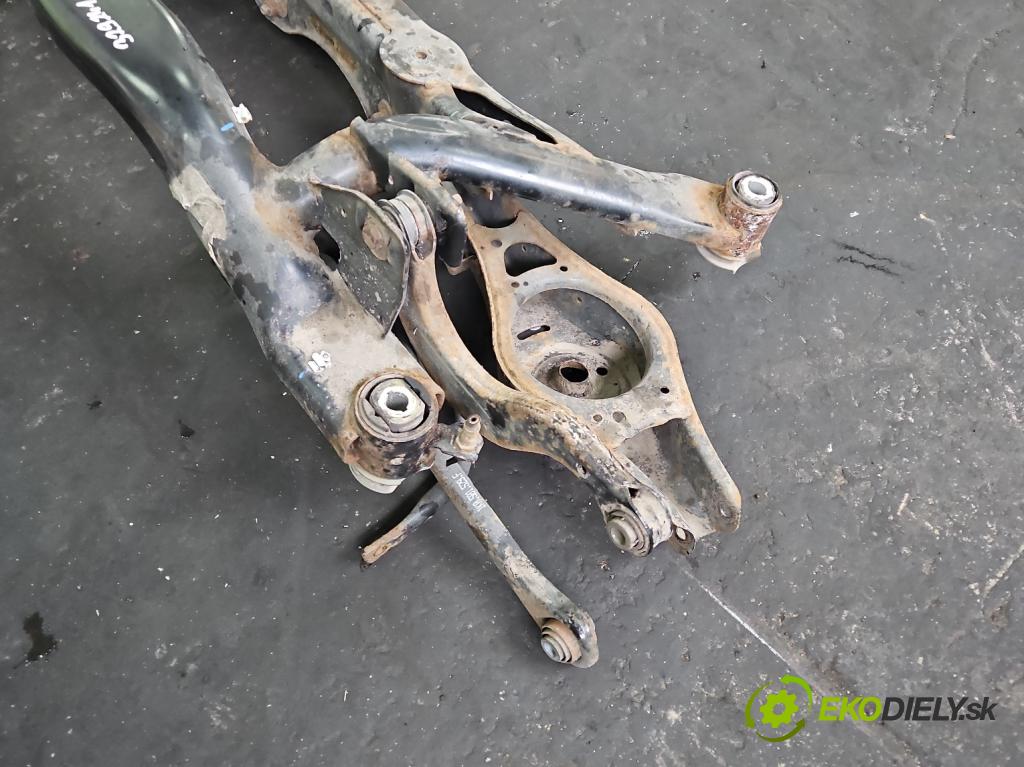 Audi Q3 2011-2018 2.0 tdi 177 hp automatic 130 kW 1968 cm3 5- zadní výztuha 5N0505235AD (Zadní výztuha)