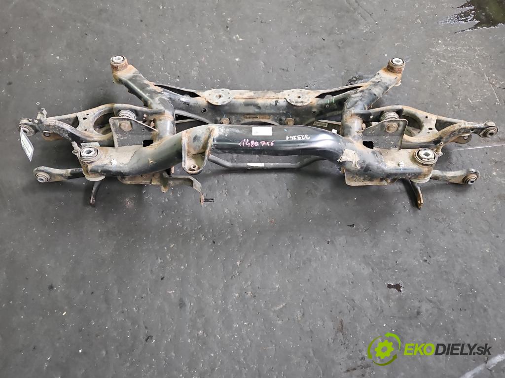 Audi Q3 2011-2018 2.0 tdi 177 hp automatic 130 kW 1968 cm3 5- zadní výztuha 5N0505235AD (Zadní výztuha)