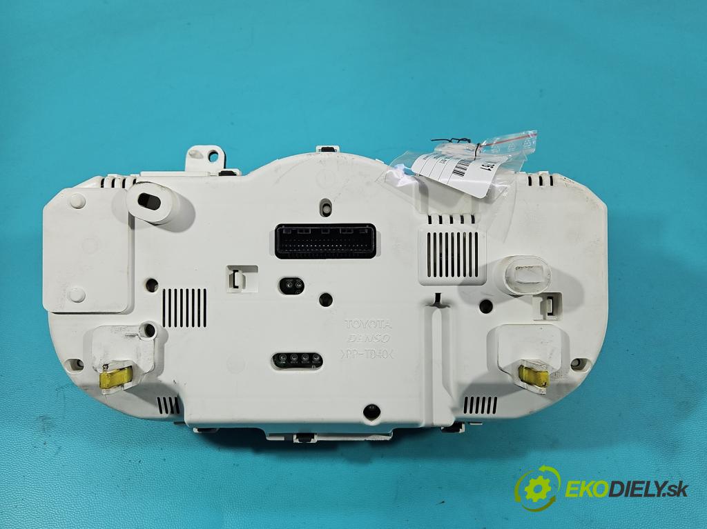 Toyota Rav4 III 2005-2012 2.2 D4D 136 HP manual 100 kW 2231 cm3 5- prístrojovka/ budíky 83800-42D02 (Prístrojová doska)