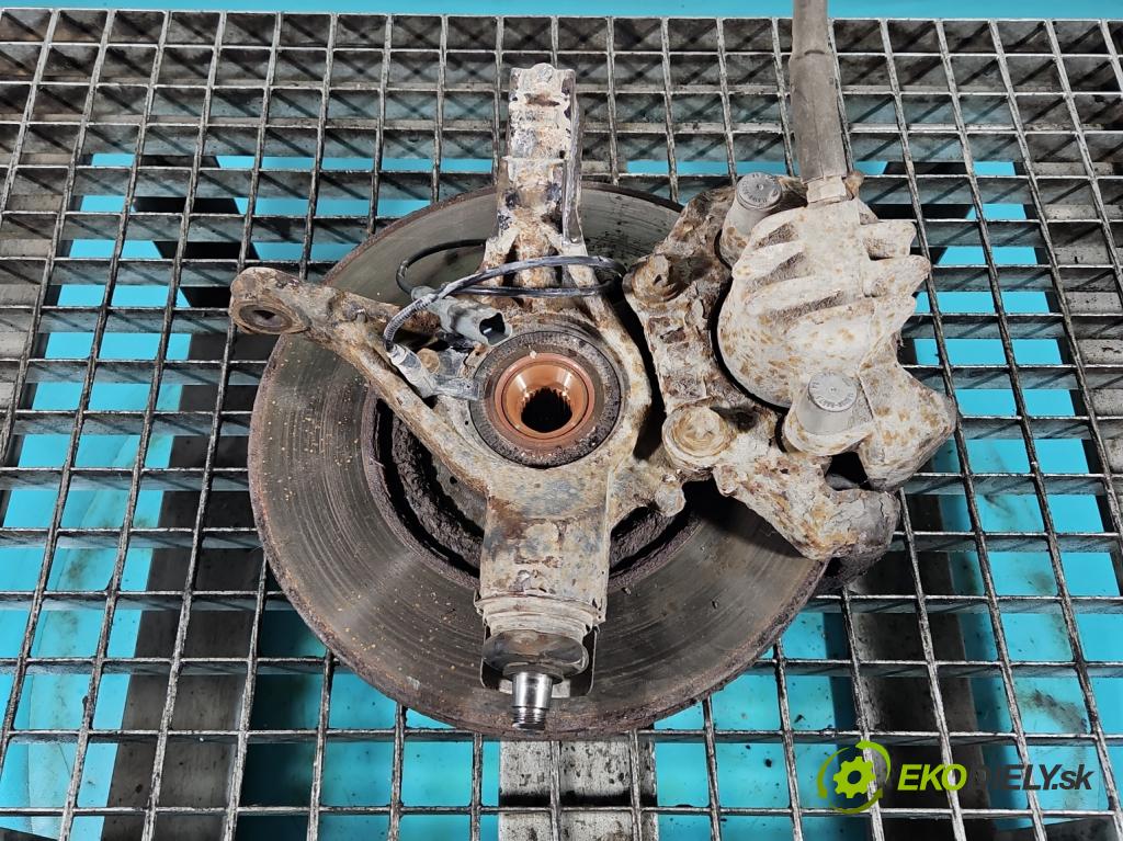 Peugeot 5008 I 2009-2017 1.6 THP 156 hp manual 115 kW 1598 cm3 5- náboj levé  (Náboj kola)