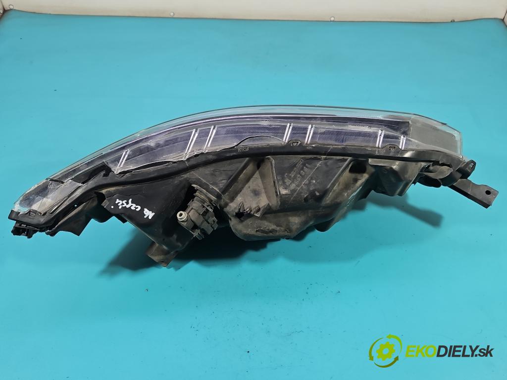 Nissan Qashqai II J11 2013-2021 1.2 T 116 HP manual 85 kW 1197 cm3 5- Reflektor: ľavý  (Kľučka dverí ostatné)