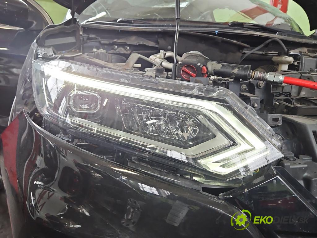 Nissan Qashqai II J11 2013-2021 1.2 T 116 HP manual 85 kW 1197 cm3 5- Reflektor: pravý  (Svetlo predné pravé)