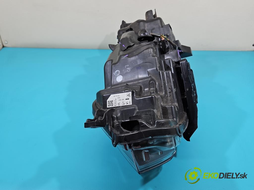 Nissan Qashqai II J11 2013-2021 1.2 T 116 HP manual 85 kW 1197 cm3 5- Reflektor: pravý  (Svetlo predné pravé)