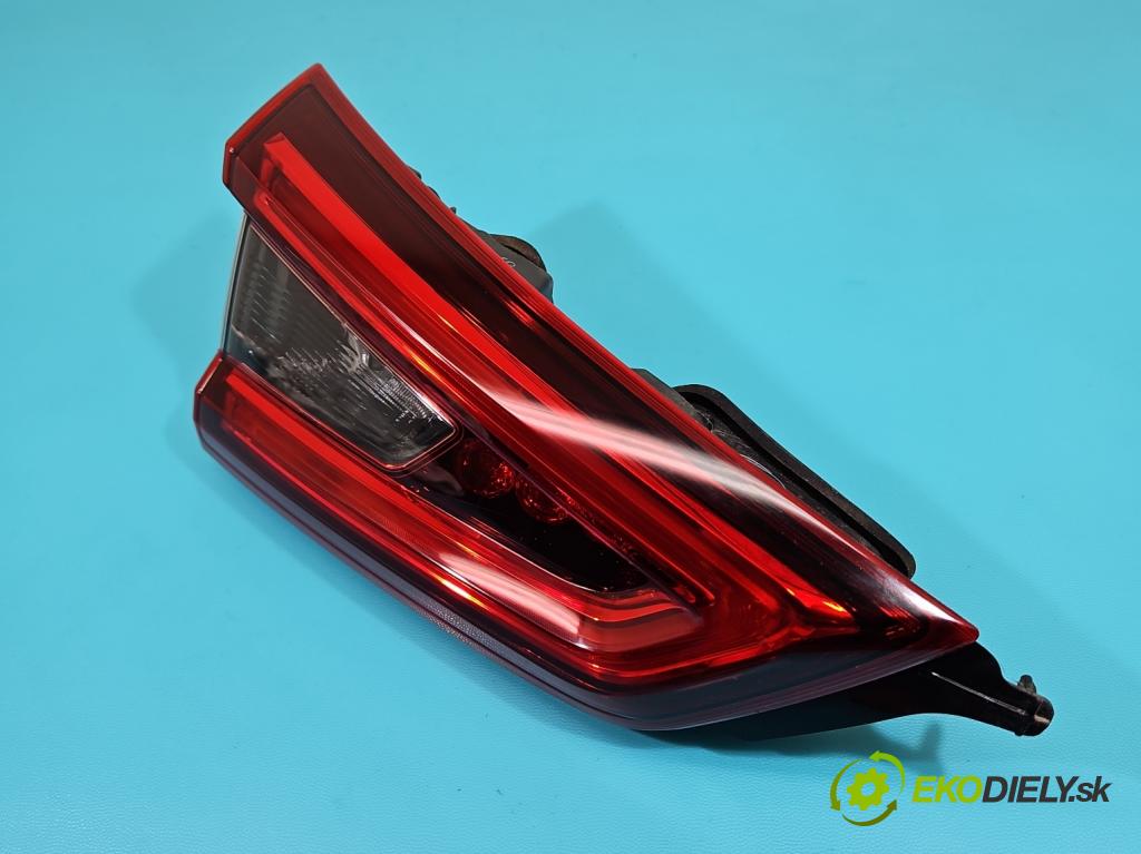 Nissan Qashqai II J11 2013-2021 1.2 T 116 HP manual 85 kW 1197 cm3 5- svetlo / reflektor zadné ľavé  (Kľučka dverí ostatné)