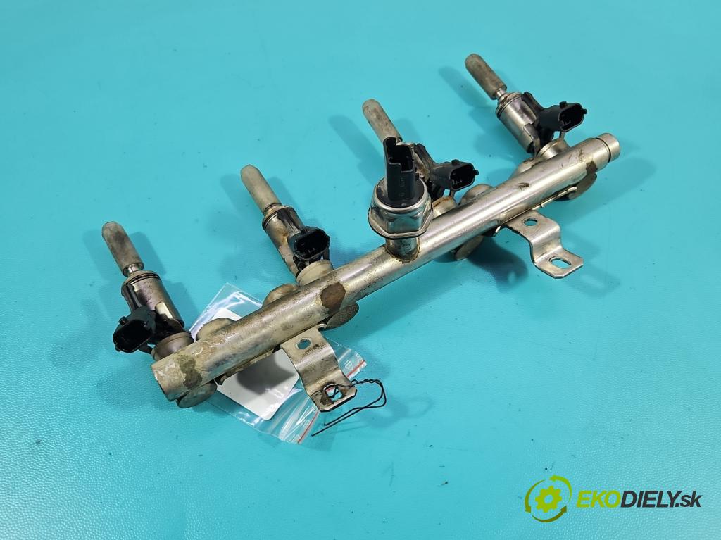 Peugeot 5008 I 2009-2017 1.6 THP 156 HP manual 115 kW 1598 cm3 5- vstrek  (Vstrekovač paliva)