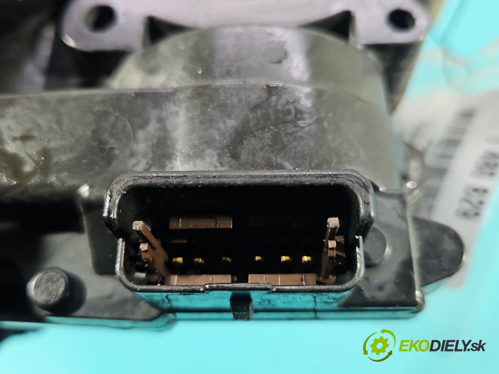 Peugeot 5008 I 2009-2017 1.6 THP 156 HP manual 115 kW 1598 cm3 5- klapka  (Škrtiaca klapka)