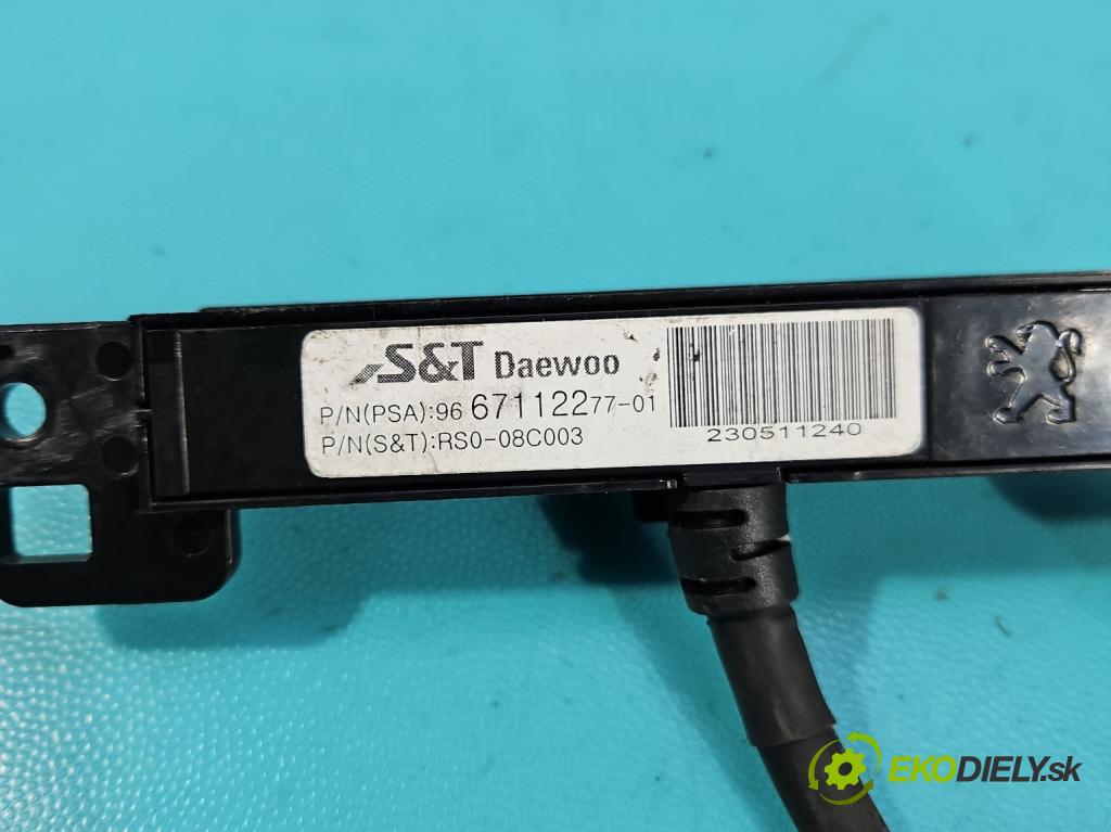 Peugeot 5008 I 2009-2017 1.6 THP 156 HP manual 115 kW 1598 cm3 5- prepínač ostatné 9667112277