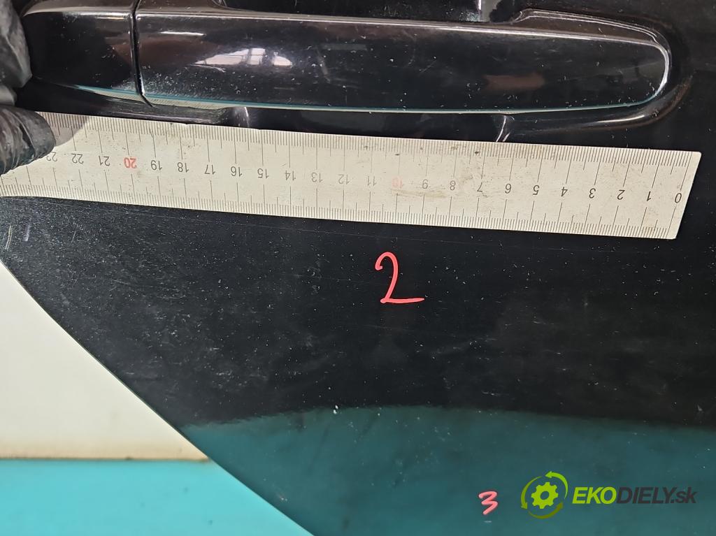 Toyota Corolla E12 2001-2009 1.4 D4D 90 hp manual 66 kW 1364 cm3 5- dveře zadní pravé  (Klika dveří ostatní)