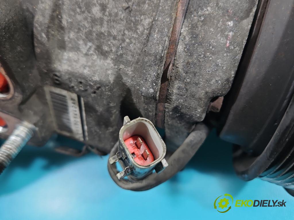 Dodge Caravan IV 2000-2007 3.3 V6 182KM automatic 134 kW 3301 cm3 5- Kompresor: klimatizácie 447220-5862 (Kompresor klimatizácie)