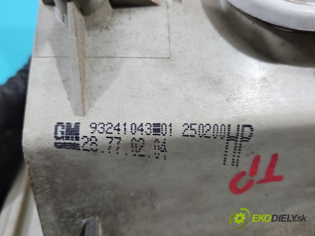 Opel Astra II 1998-2009 1.6 75 HP manual 55 kW 1598 cm3 4- svetlo / reflektor zadné pravé  (Kľučka dverí ostatné)