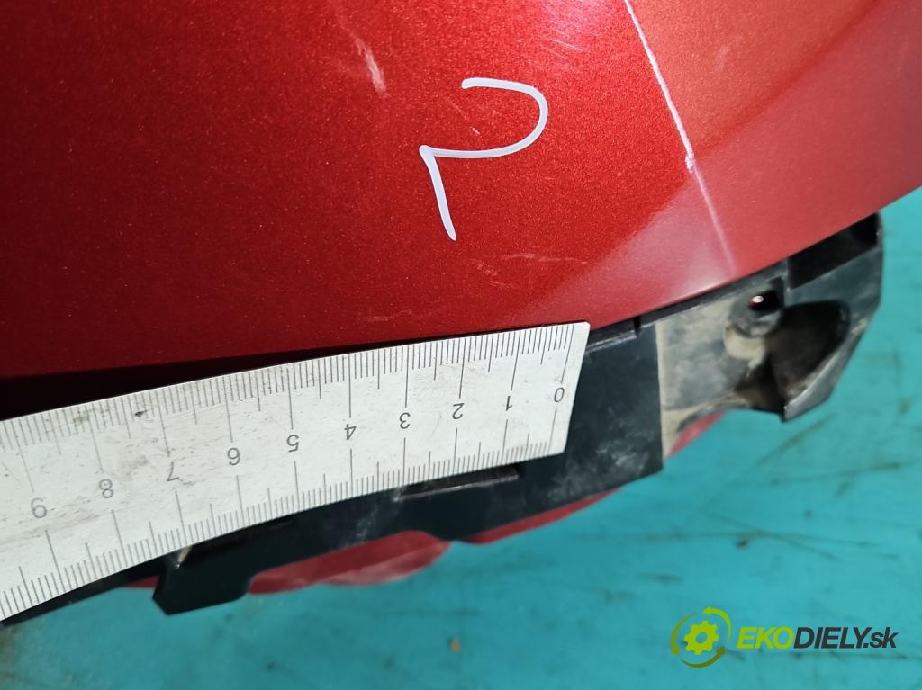 Dacia Sandero II 2012-2020 0.9 Tce 90 hp manual 66 kW 898 cm3 5- blatnik přední pravý  (Klika dveří ostatní)