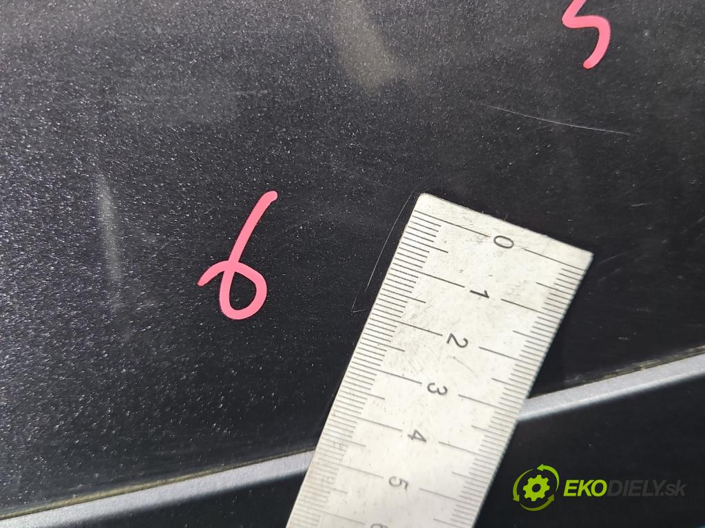 Toyota Auris I 2006-2013 2.0 D4D 126 hp manual 93 kW 1998 cm3 5- zadní kufrové dveře  (Zadní kapota (kufr))