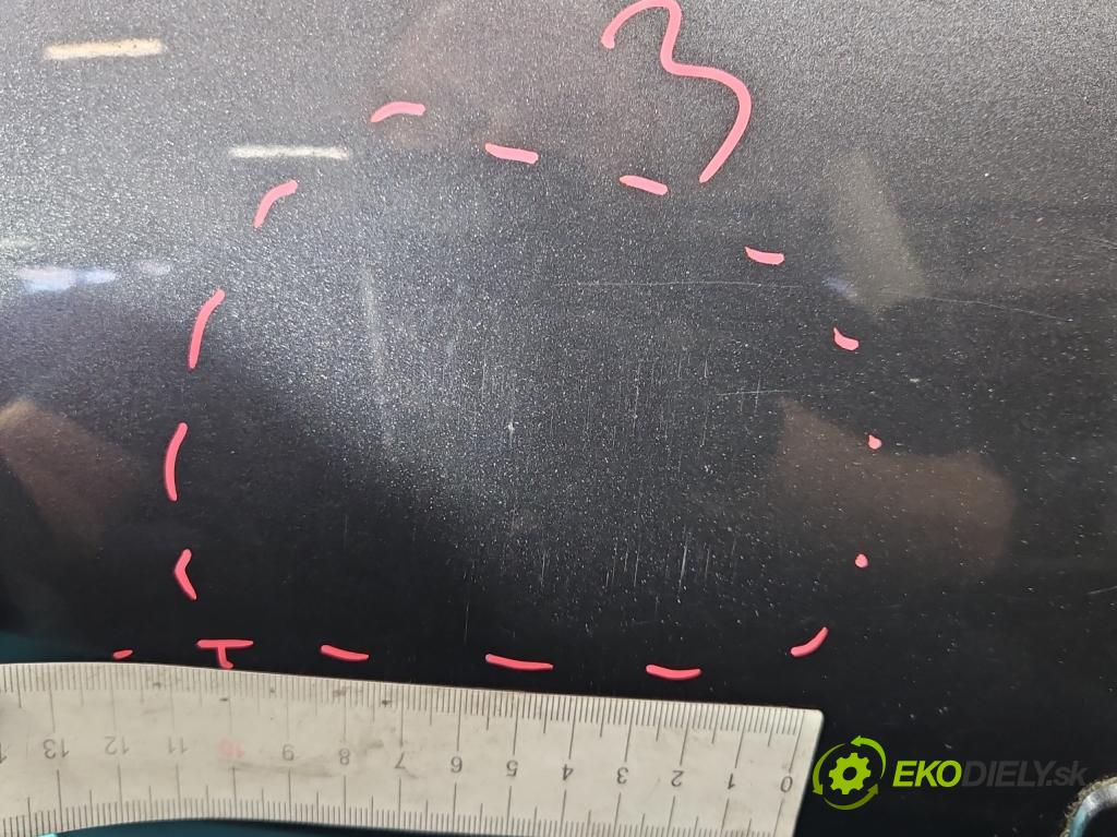 Toyota Auris I 2006-2013 2.0 D4D 126 hp manual 93 kW 1998 cm3 5- zadní kufrové dveře  (Zadní kapota (kufr))