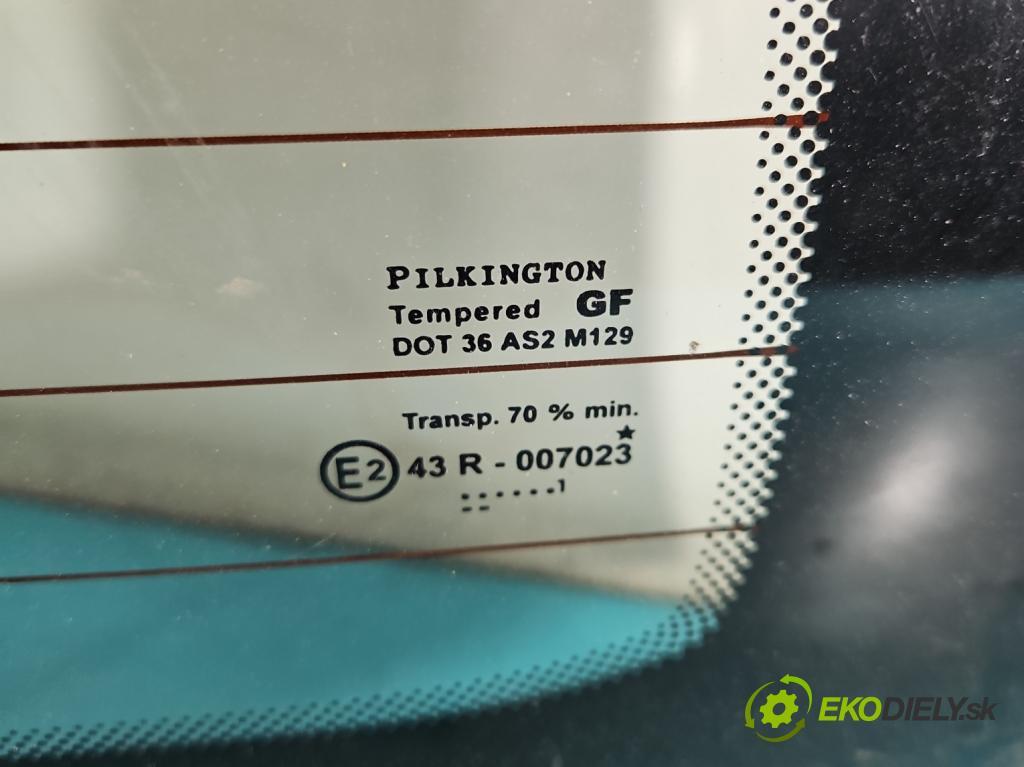 Opel Corsa C 2000-2006 1.2 16V 75 hp manual 55 kW 1199 cm3 5- sklo zadní  (Zadní sklo)