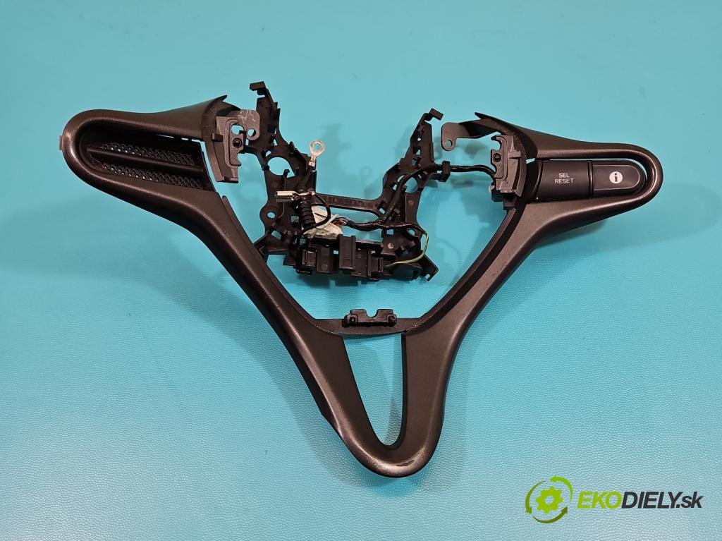 Honda Jazz III 2008-2014 1.2 16V 90 HP manual 66 kW 1198 cm3 5- prepínač multifunkční: řízení:  (Prepínacie páčky pod volantom)