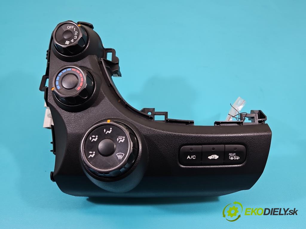 Honda Jazz III 2008-2014 1.2 16V 90 HP manual 66 kW 1198 cm3 5- panel kúrenia