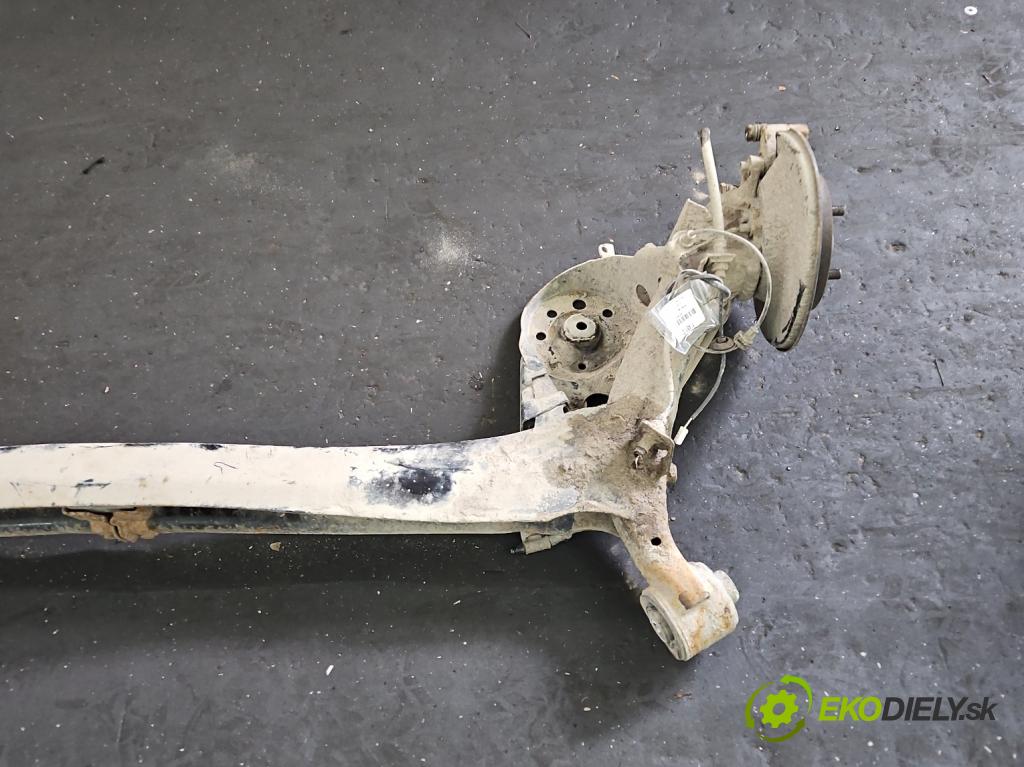 Honda Jazz III 2008-2014 1.2 16V 90 hp manual 66 kW 1198 cm3 5- zadní výztuha  (Výztuhy zadní)